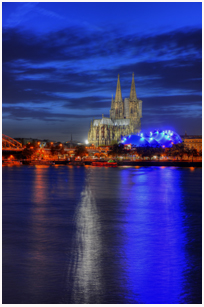 Der Kölner Dom als hochauflösendes Acrylglas Foto.