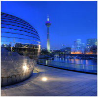 Der Medienhafen mit den Gehrybauten in Düsseldorf.